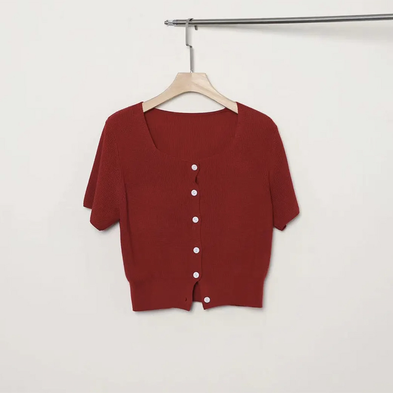 Plus Size Women's Summer Short Sleeve Ice Silk Knitted Top - Flattering Square Neck French Style Blouse for Curvy Figures