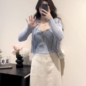 Plus Size Women's Vintage Knitted Vest Top and Slim-Fit Long Sleeve Cardigan Set for Spring and Autumn Fashion