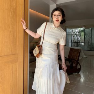 Plus-Size Zen-Inspired Body-Shaping Dress, Elegant Irregular White Design, Chinese Style, Trendy for Y2K and Modern Fashion