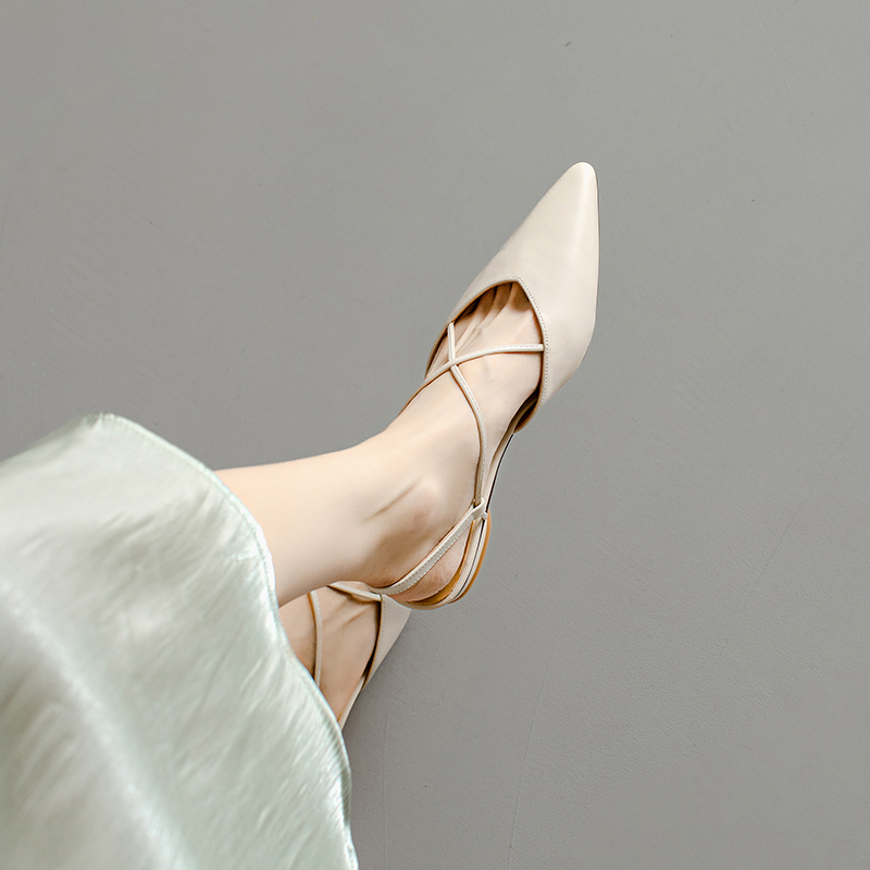 Pointed Cross-Strap Closed-Toe Flat Sandals for Women – Genuine Leather Outdoor Summer Footwear 2024, French Style