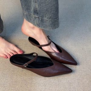Pointed Thick-Soled Closed-Toe Half Slippers in Sheepskin - French Retro One-Strap Shallow Mouth Mules for Stylish Comfort