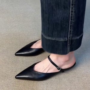 Pointed Thick-Soled Closed-Toe Half Slippers in Sheepskin - French Retro One-Strap Shallow Mouth Mules for Stylish Comfort