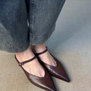 Pointed Thick-Soled Closed-Toe Half Slippers in Sheepskin - French Retro One-Strap Shallow Mouth Mules for Stylish Comfort