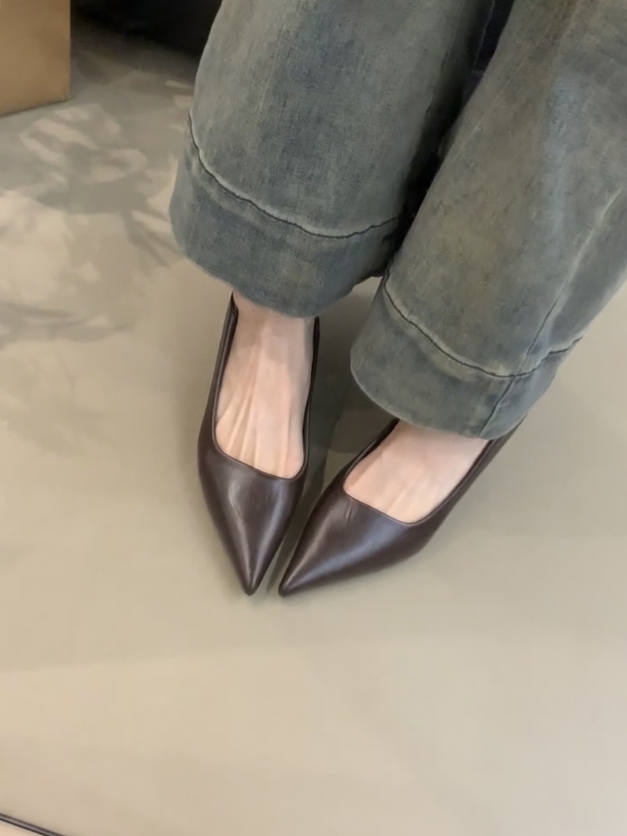 Pointed Toe Sheepskin Black High Heels for Women - Stylish French Slip-On Kitten Heel Flats for Commuting and Versatile Wear Pointed Toe Sheepskin Black High Heels for Women - Stylish French Slip-On Kitten Heel Flats for Commuting and Versatile Wear