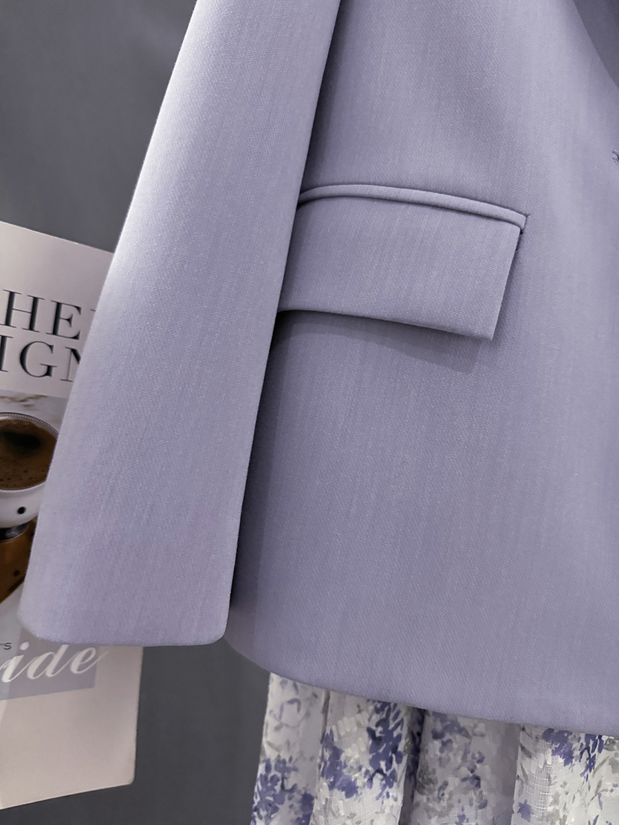 Purple French-Style Women's Blazer - Textured Suit Jacket for Spring & Autumn - Gentle Socialite Look - Age-Reducing Fashion 2025 Purple French-Style Women's Blazer - Textured Suit Jacket for Spring & Autumn - Gentle Socialite Look - Age-Reducing Fashion 2025