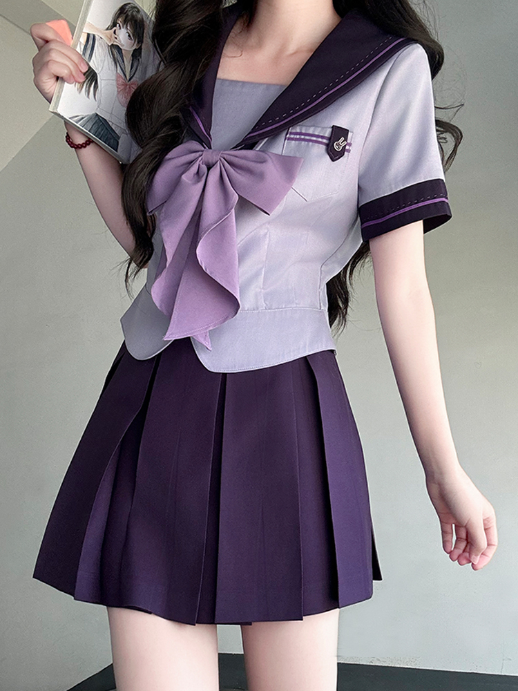 Purple Pudding Bear JK Uniform Sailor Suit with Dotted Navy Collar, College Style, Waist-Defining Slim Fit, Y2K Aesthetic Purple Pudding Bear JK Uniform Sailor Suit with Dotted Navy Collar, College Style, Waist-Defining Slim Fit, Y2K Aesthetic