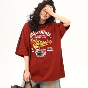 Red Retro Letter Print Short Sleeve T-Shirt for Women - Summer College Style, High-End Feel, Casual American Fashion