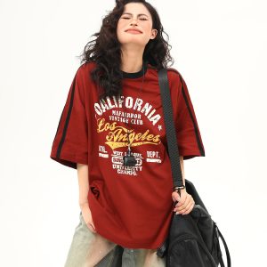 Red Retro Letter Print Short Sleeve T-Shirt for Women - Summer College Style, High-End Feel, Casual American Fashion