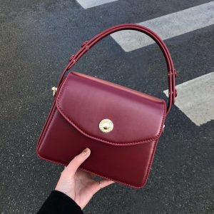 Red Retro-Style Small Square Handbag 2023, High-End Women's Crossbody Bag, Chic Shoulder Bag for Brides and Fashion Lovers