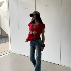 Red U-Shaped V-Neck Lucky Baby Tee - Jennie Style, Slightly Loose Fit, Metaphysical Design, Trendy Y2K Aesthetic