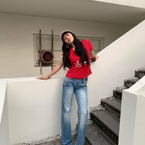 Red U-Shaped V-Neck Lucky Baby Tee - Jennie Style, Slightly Loose Fit, Metaphysical Design, Trendy Y2K Aesthetic