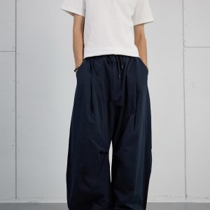 Retro American Style Wide-Leg Cargo Pants for Men - Draped Loose Fit Casual Trousers, Versatile Curved Blade Design