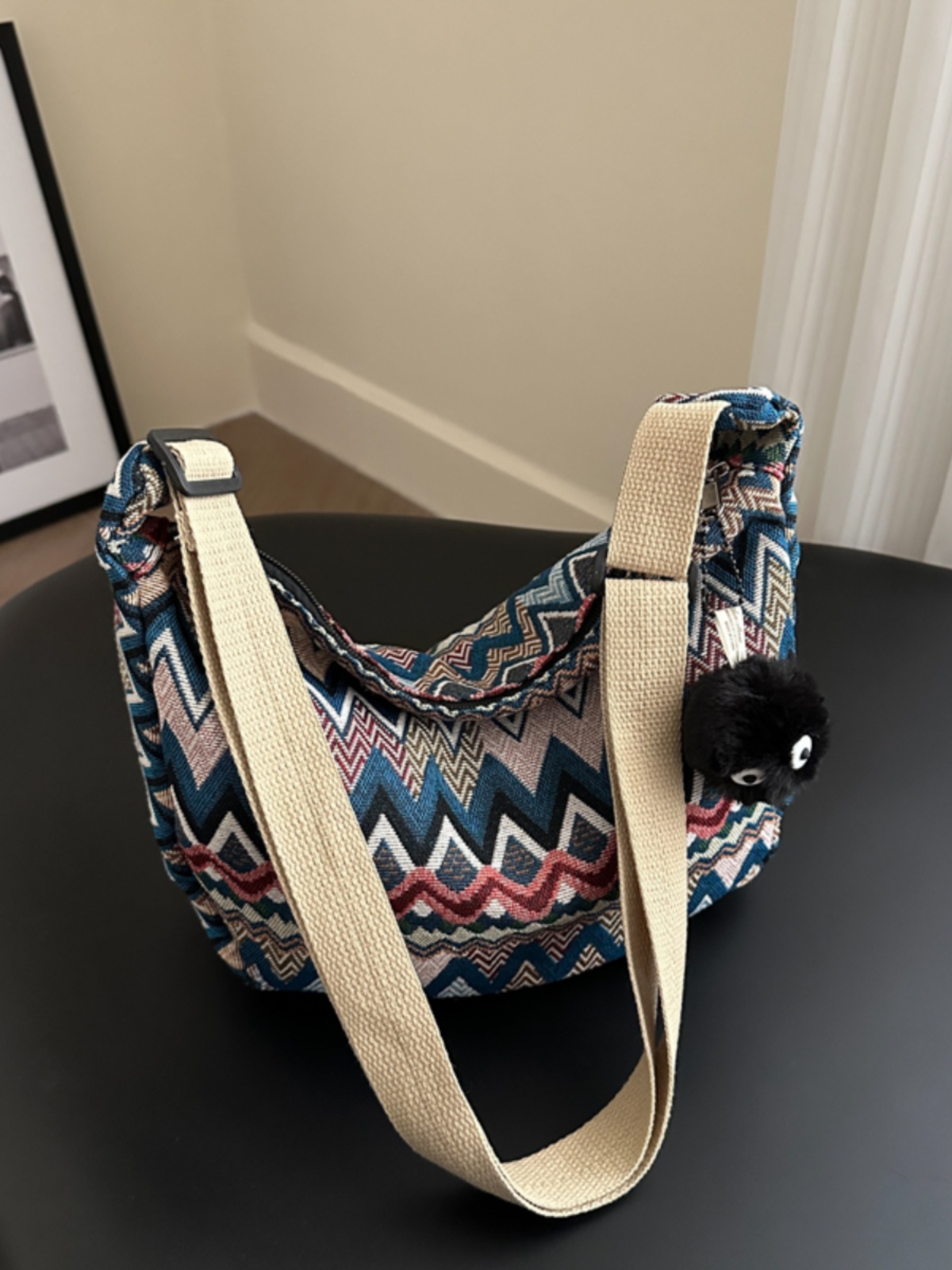 Retro Canvas Crossbody Bag for Women - Ethnic Fashion Versatile Shoulder Dumpling Bag in Lazy Style Retro Canvas Crossbody Bag for Women - Ethnic Fashion Versatile Shoulder Dumpling Bag in Lazy Style