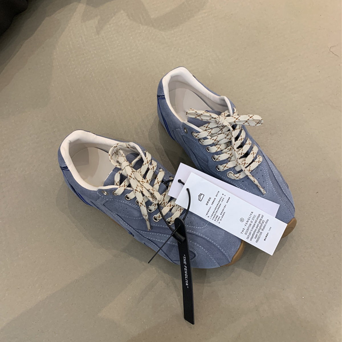 Retro Casual Color-Blocking Lace-Up Cowhide Training Shoes for Women - Flat Sports Footwear for Outdoor Running Retro Casual Color-Blocking Lace-Up Cowhide Training Shoes for Women - Flat Sports Footwear for Outdoor Running