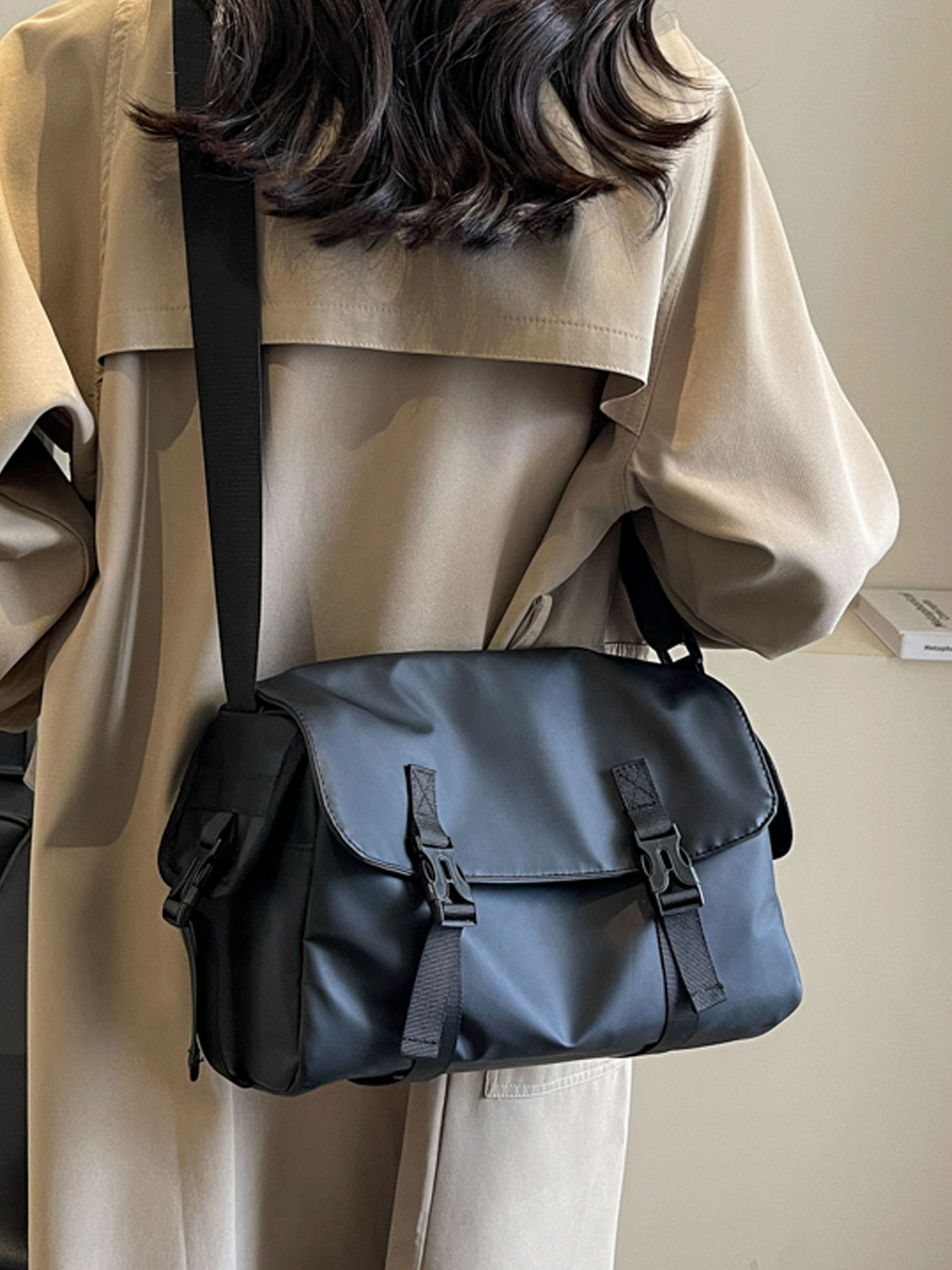 Retro Casual Crossbody Bag for Women - Lightweight Messenger Bag, Versatile Commuting Shoulder Bag, Spring 2025 Fashion Retro Casual Crossbody Bag for Women - Lightweight Messenger Bag, Versatile Commuting Shoulder Bag, Spring 2025 Fashion