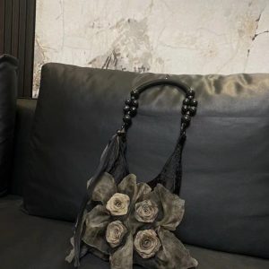 Retro Chinese Style Rose Floral Pleated Tote Bag - Large Capacity Shoulder Bag for Commuting
