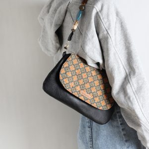 Retro Chinese Style Vintage Shoulder Crossbody Bag for Women - Spring/Summer Collection, Niche Design Underarm Bag