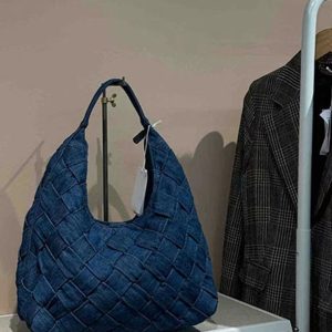 Retro Denim Blue Woven Tote Bag - Large Capacity Underarm Shoulder Handbag for Casual Everyday Use