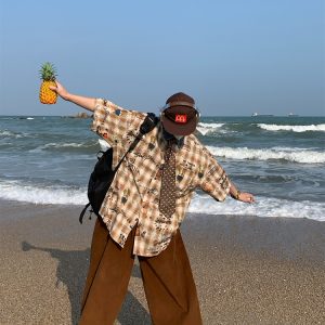 Retro Graffiti Checkered Short Sleeve Shirt for Men and Women - Vintage Summer Half Sleeve Top in 90s Style