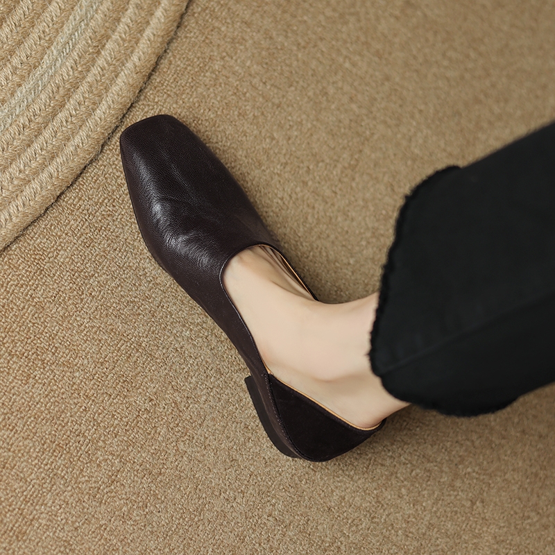 Retro High-End Genuine Leather Lazy Loafers for Women - Summer 2025 Fashion, Italian Style, Comfortable & Chic Retro High-End Genuine Leather Lazy Loafers for Women - Summer 2025 Fashion, Italian Style, Comfortable & Chic