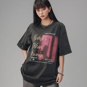 Retro High Street Loose Short Sleeve T-Shirt for Men and Women - Summer Trendy Couple Top with American Beer Captain Design