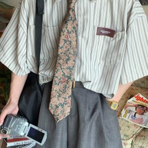 Retro Japanese-Style Vertical Striped Loose Short-Sleeve Shirt for Men and Women, Summer City Boy Aesthetic, Hong Kong Influence