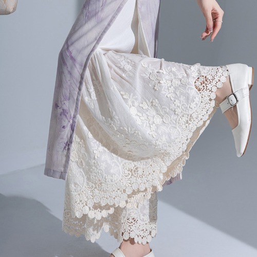 Retro Layered Qipao Wide-Leg Pants Skirt with Water-Soluble Lace Embroidery - Skin-Friendly Nine-Point Trousers for Women