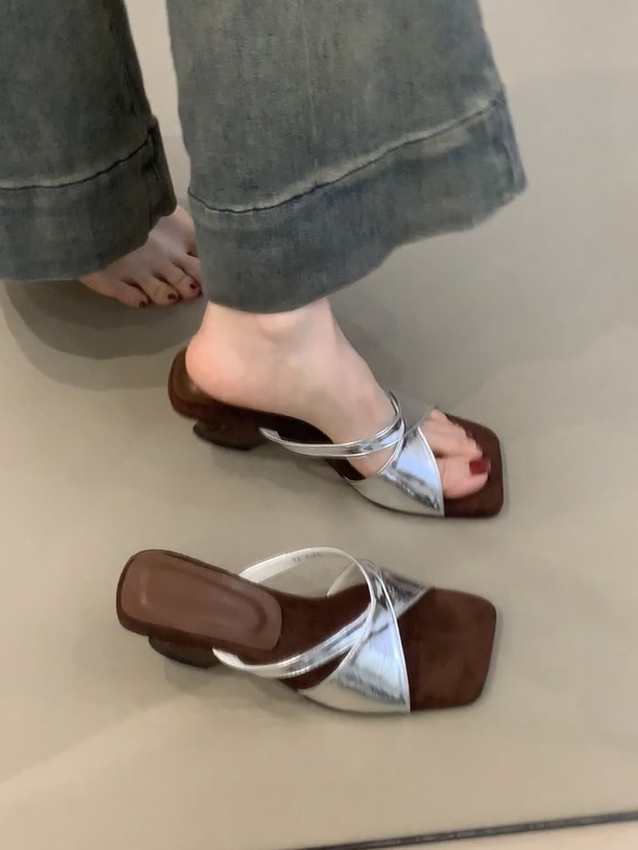 Retro Leopard Print Sheepskin High-Heeled One-Strap Sandals for Women - Summer Open-Toe Square Toe Wedge Footwear Retro Leopard Print Sheepskin High-Heeled One-Strap Sandals for Women - Summer Open-Toe Square Toe Wedge Footwear