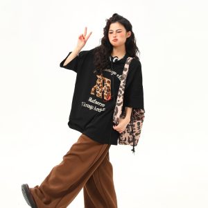 Retro Letter Patch Embroidered Short-Sleeve T-Shirt for Women - Trendy Casual Summer Top, Loose Fit, American Vintage Style