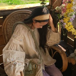 Retro Linen Cotton Long Sleeve Shirt for Women - Honey Daisy Embroidered Lantern Sleeve Top - Spring Vintage Floral Style