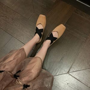 Retro Low-Heeled Ballet Shoes for Women, Cross Strap, Pig Nose, Square Toe, Shallow Mouth, Vintage Flat Shoes