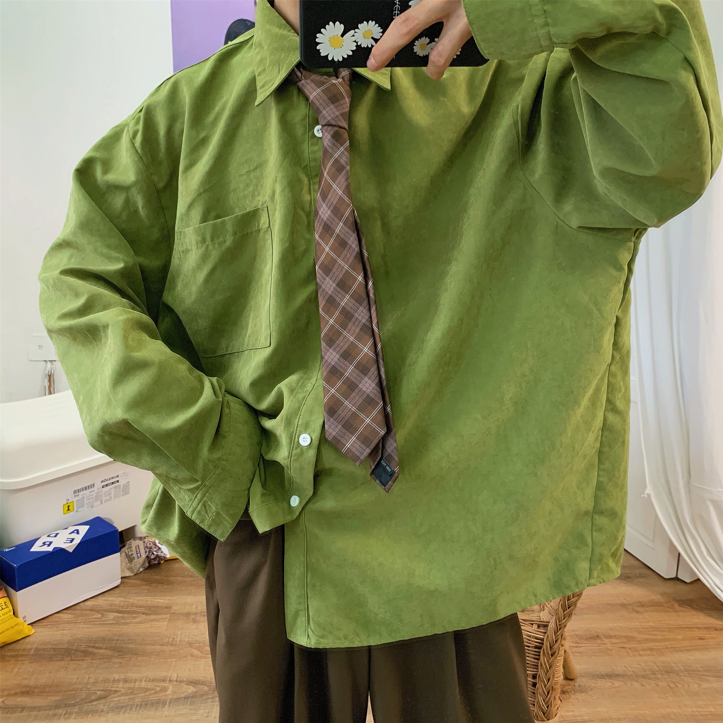 Retro Oversized Long Sleeve Shirt for Couples - Handmade Casual Korean Style Top for Spring and Autumn Retro Oversized Long Sleeve Shirt for Couples - Handmade Casual Korean Style Top for Spring and Autumn