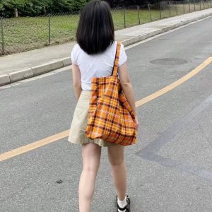 Retro Plaid Orange Tote Bag - Large Capacity Checkered Canvas Commuter Shoulder Bag for Stylish Shopping