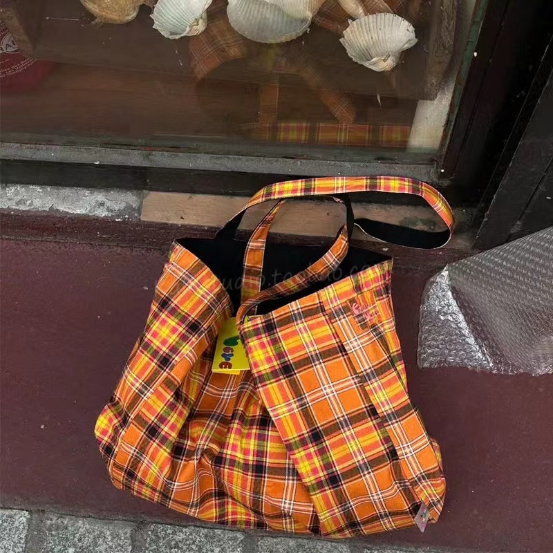 Retro Plaid Orange Tote Bag - Versatile High-Capacity Canvas Commuting Underarm Bag for Everyday Style