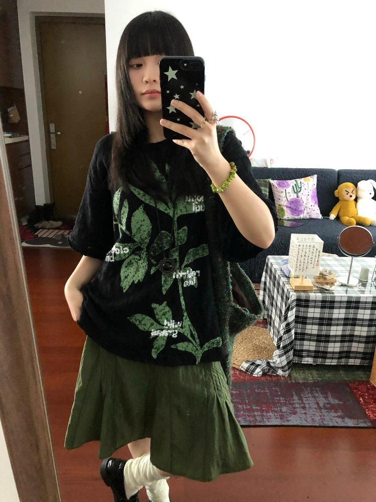 Retro Plant-Themed Korean Style Casual Loose Fit Cotton Summer Short Sleeve T-Shirt Retro Plant-Themed Korean Style Casual Loose Fit Cotton Summer Short Sleeve T-Shirt