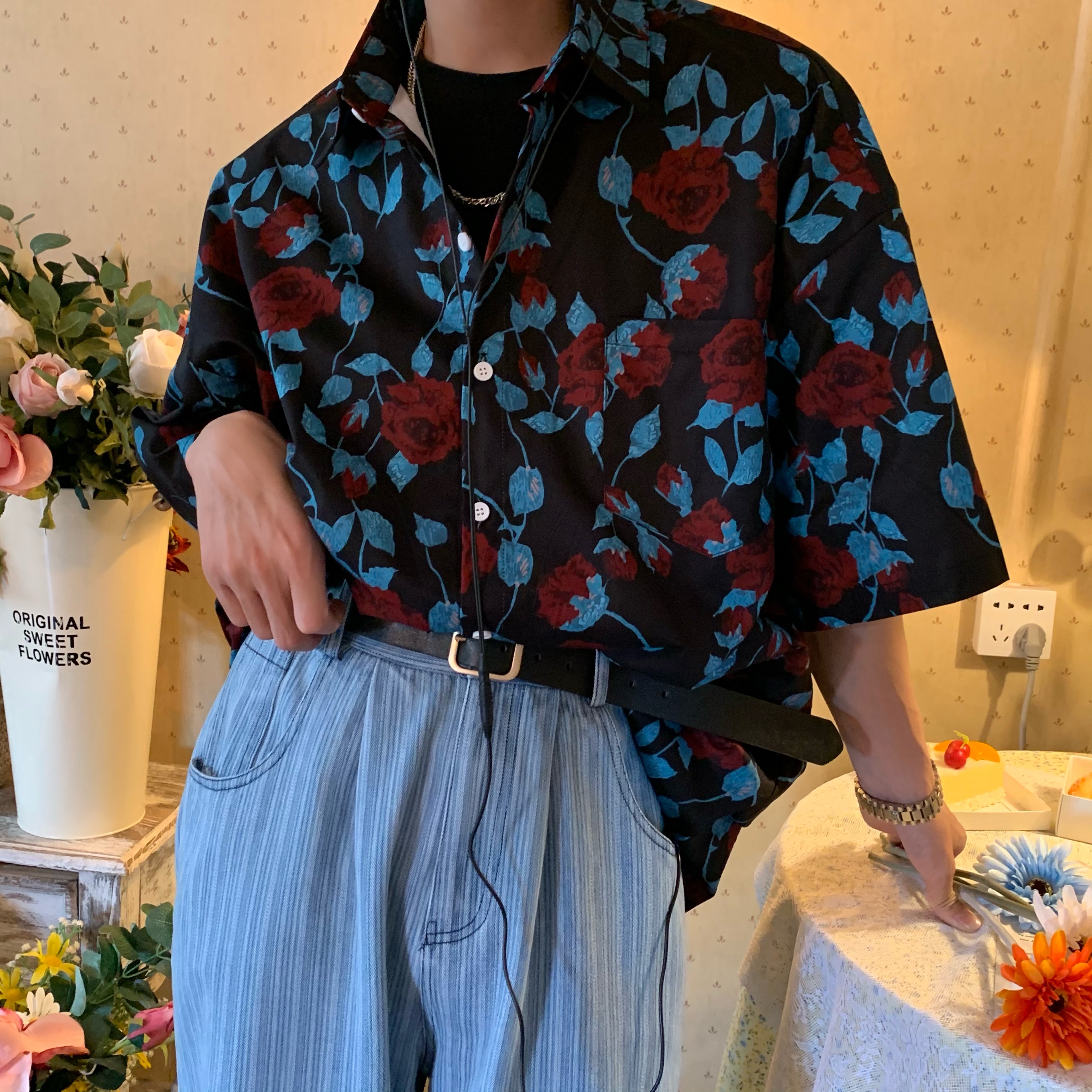 Retro Rose Print Short Sleeve Shirt - Summer Floral Korean Style for Young Trendsetters Retro Rose Print Short Sleeve Shirt - Summer Floral Korean Style for Young Trendsetters