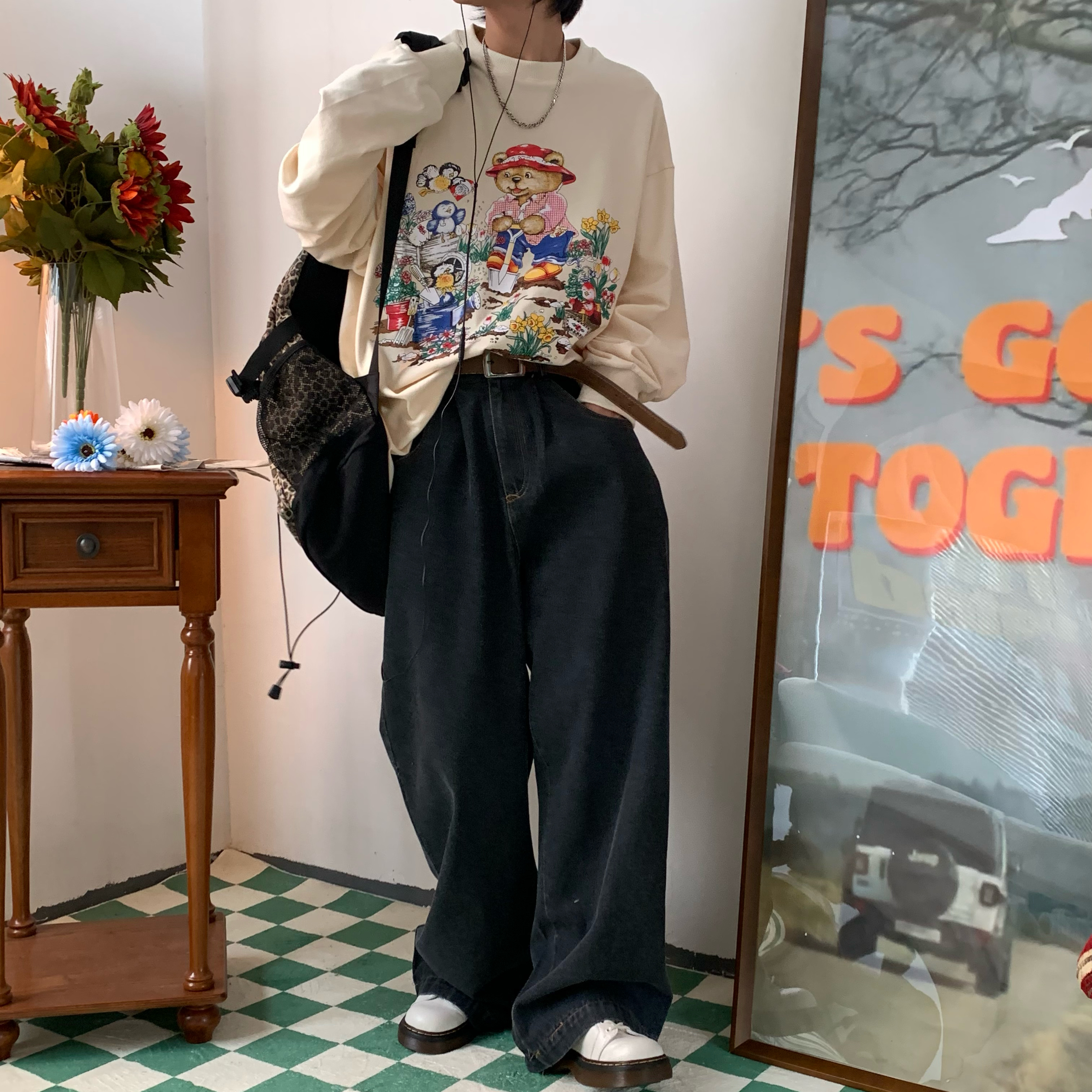 Retro Solid Color Plus Size Wide Leg Pants - Handmade Hong Kong Style Loose Floor-Length Trousers for a Trendy Old School Look Retro Solid Color Plus Size Wide Leg Pants - Handmade Hong Kong Style Loose Floor-Length Trousers for a Trendy Old School Look