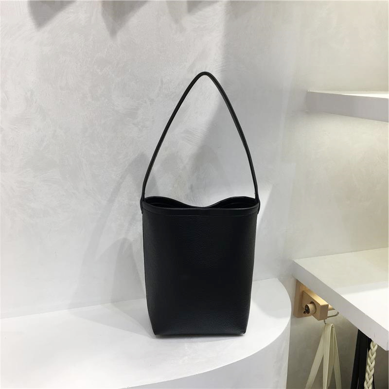 Retro Solid Color Versatile Tote Bag for Commuting - Lazy Style Underarm Bucket Bag for 2024 Fashion Retro Solid Color Versatile Tote Bag for Commuting - Lazy Style Underarm Bucket Bag for 2024 Fashion