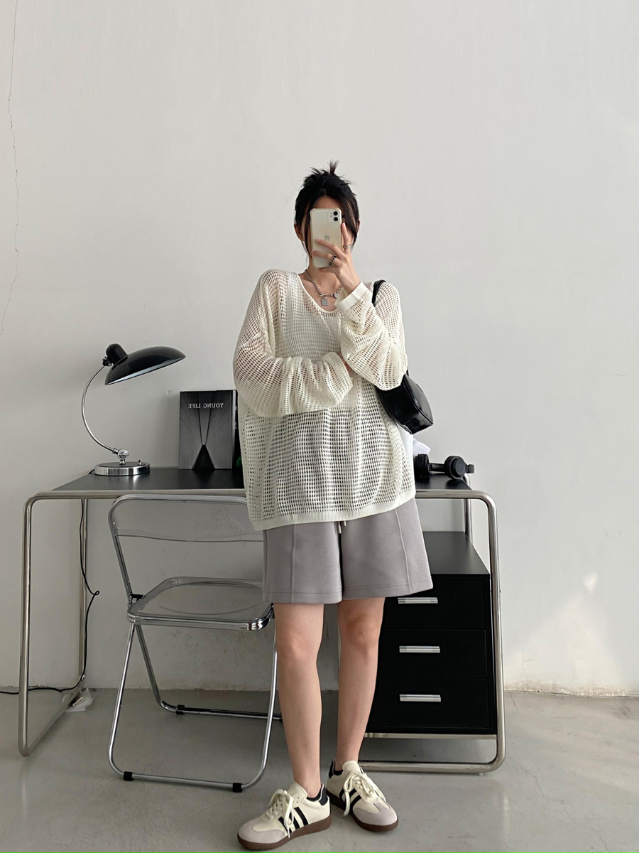 Retro Sun Grapefruit Loose-Fitting Knitted Cover-Up Sweater - Hollow-Out Summer Pullover for Sun Protection, Versatile Style Retro Sun Grapefruit Loose-Fitting Knitted Cover-Up Sweater - Hollow-Out Summer Pullover for Sun Protection, Versatile Style