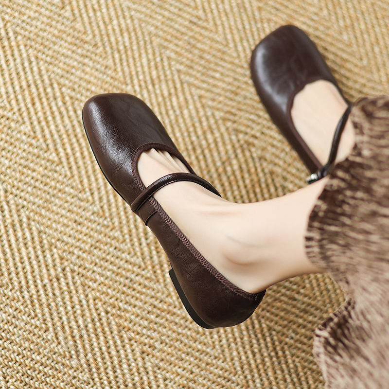 Retro Sweet Slim Strap Mary Jane Genuine Leather Flat Shoes for Women - College Style Grandma-Inspired Footwear
