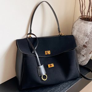 Retro Tote Bag for Women, Large Capacity Commuter Shoulder Bag, Sweet and Cool Travel Handbag, Stylish Everyday Tote