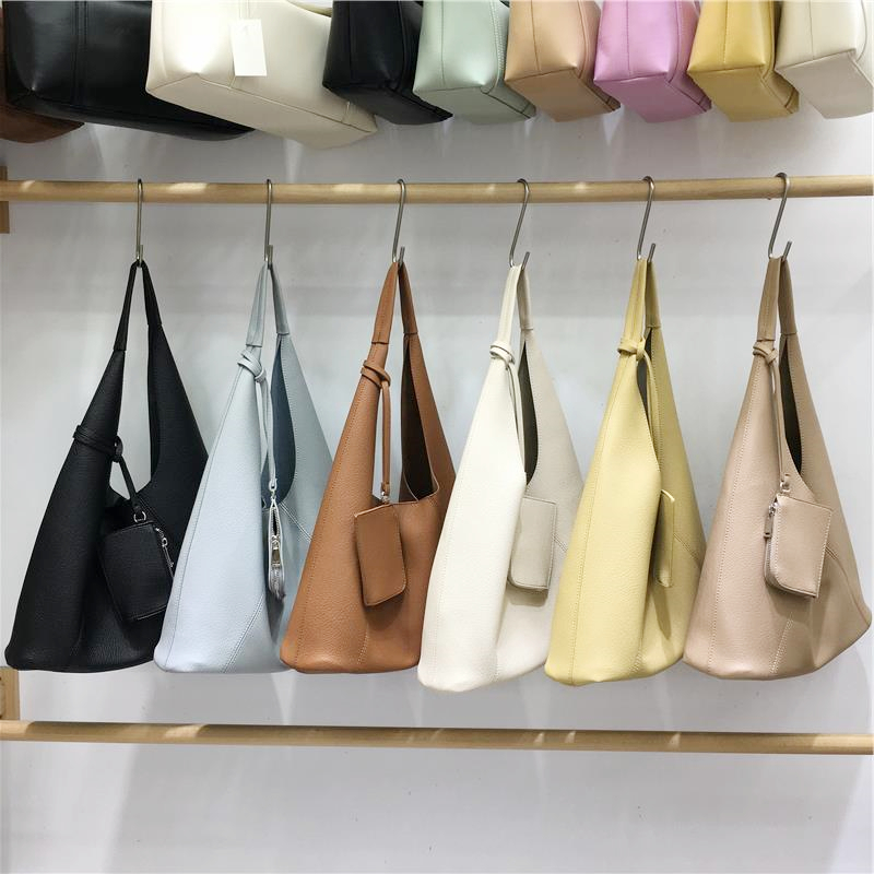 Retro Triangle Tote Bag for Women - Large Capacity Soft Leather Shoulder Bag in Minimalist Style, Perfect for Casual Outfits