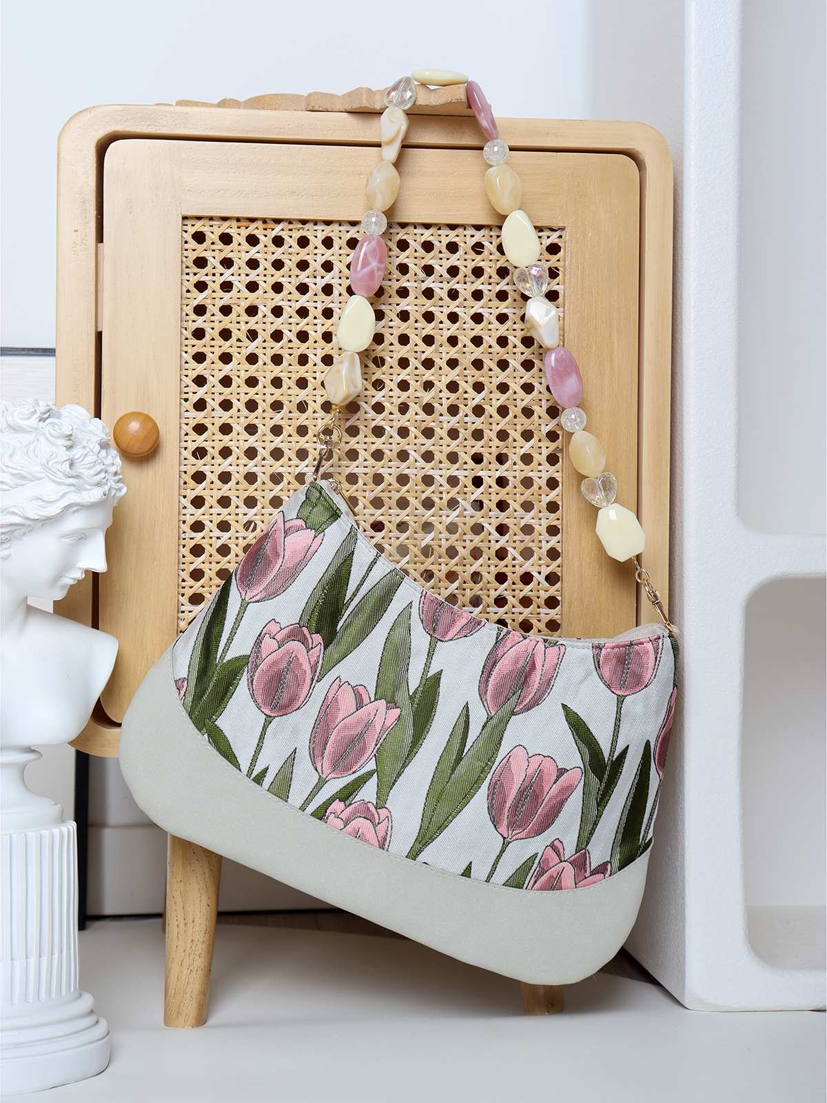 Retro Tulip Flower Underarm Bag for Women, Textured Jacquard Crossbody, Versatile Vacation Style, Niche Design Retro Tulip Flower Underarm Bag for Women, Textured Jacquard Crossbody, Versatile Vacation Style, Niche Design