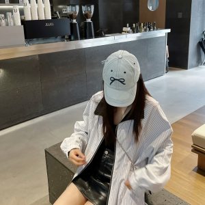 Reversible Rhinestone Striped Jacket for Men and Women - Loose Casual Couple Coat for Autumn, Versatile American Style Outerwear