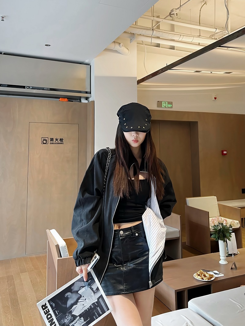 Reversible Rhinestone Striped Jacket for Men and Women - Loose Casual Couple Coat for Autumn, Versatile American Style Outerwear Reversible Rhinestone Striped Jacket for Men and Women - Loose Casual Couple Coat for Autumn, Versatile American Style Outerwear