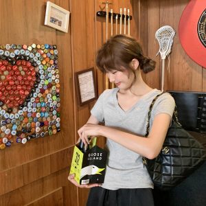 Ribbed V-Neck Fitted Short Sleeve Women's T-Shirt - Slim Solid Color Top for Summer 2025, Casual Chic Style