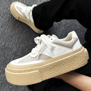 Round-Toe Thick-Soled Canvas Shoes for Teenagers - Height-Increasing White Platform Biscuit Shoes in Korean Style