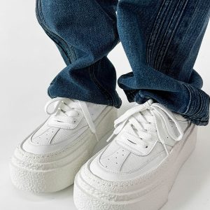 Round-Toe Thick-Soled Canvas Shoes for Teenagers - Height-Increasing White Platform Biscuit Shoes in Korean Style