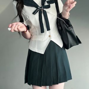 Sailor Suit JK Uniform Academy Style Pudding Bear Summer Set with Spliced Checkered Design and Waist-Defined Fit