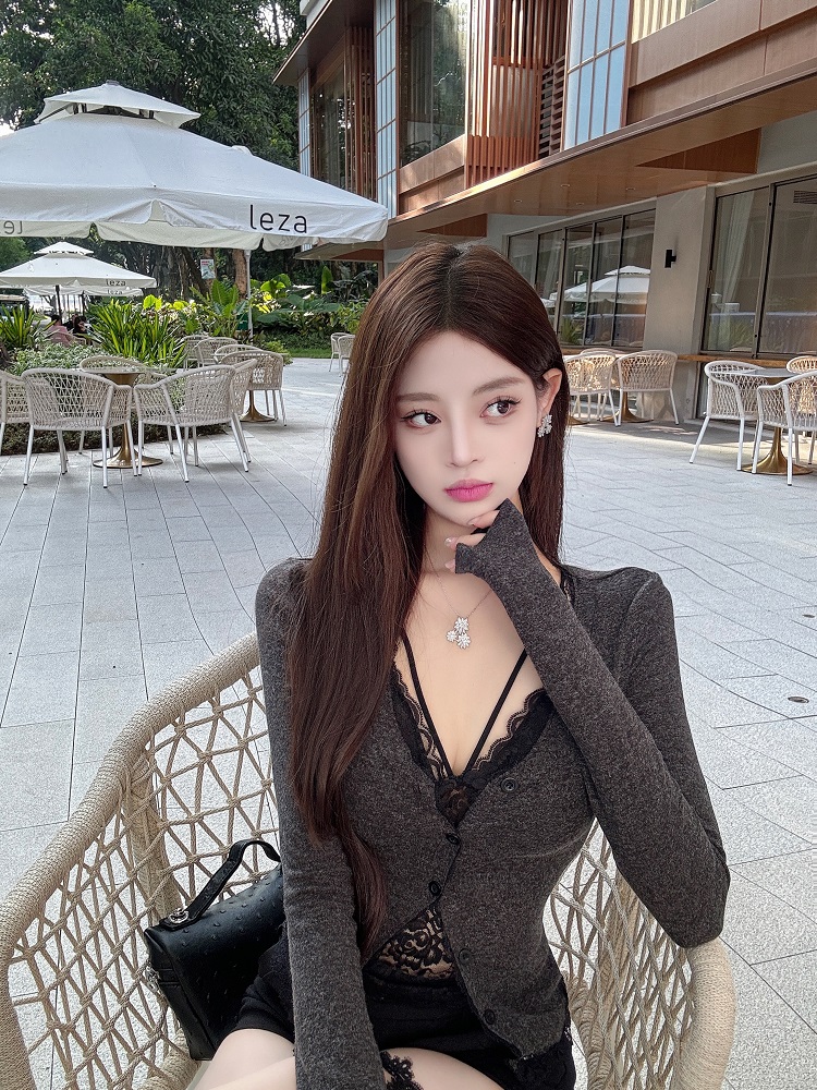 Sexy Halter Lace Layered Top for Women - Pure Desire Camisole with Chest Pads, Versatile Outerwear Innerwear, Y2K Style Sexy Halter Lace Layered Top for Women - Pure Desire Camisole with Chest Pads, Versatile Outerwear Innerwear, Y2K Style